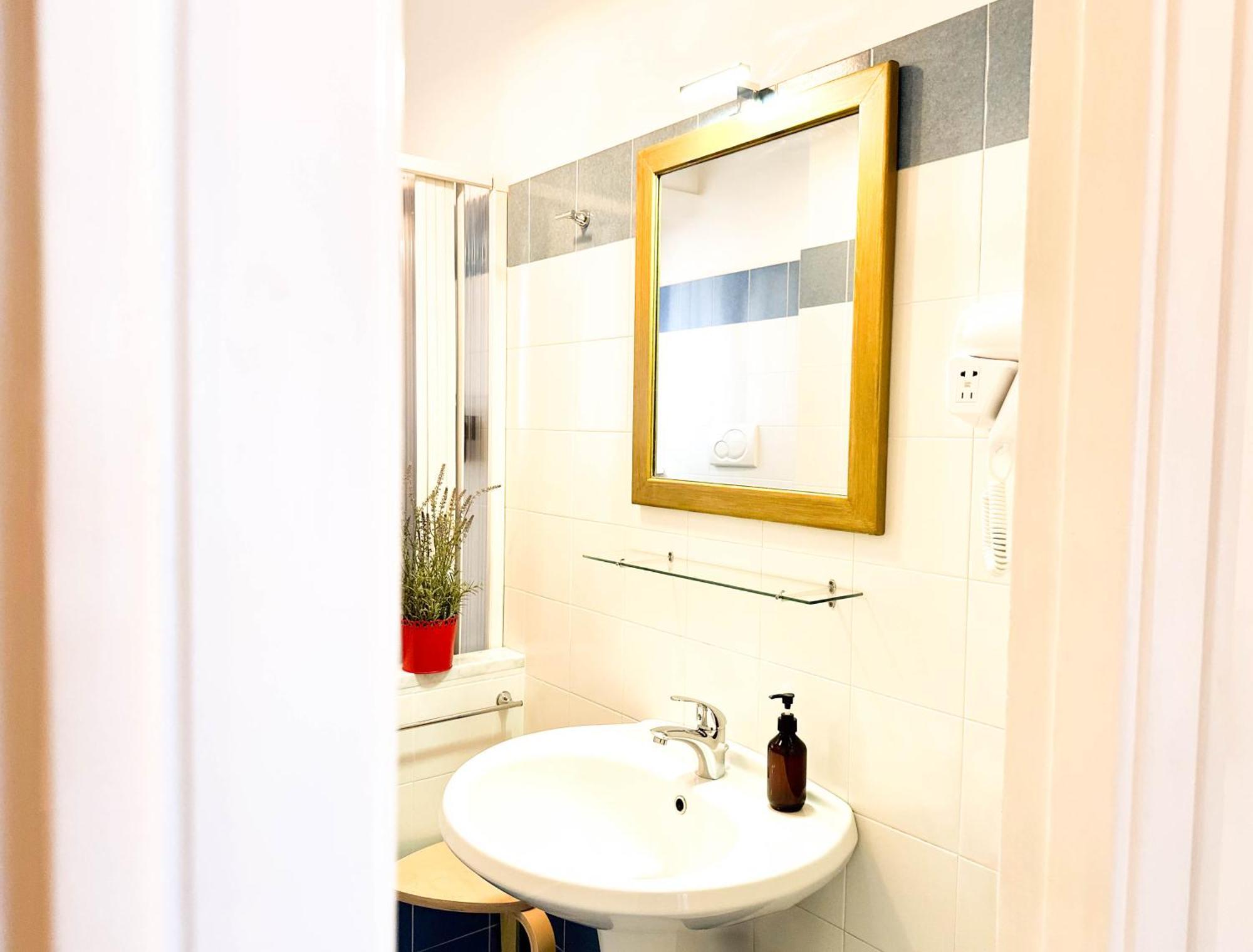 Gemma - Vatican Metro Xl Apartment - 4 Rooms- 13Pax روما المظهر الخارجي الصورة